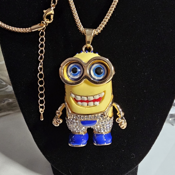 Minion Sweater Necklace - Picture 10 of 17